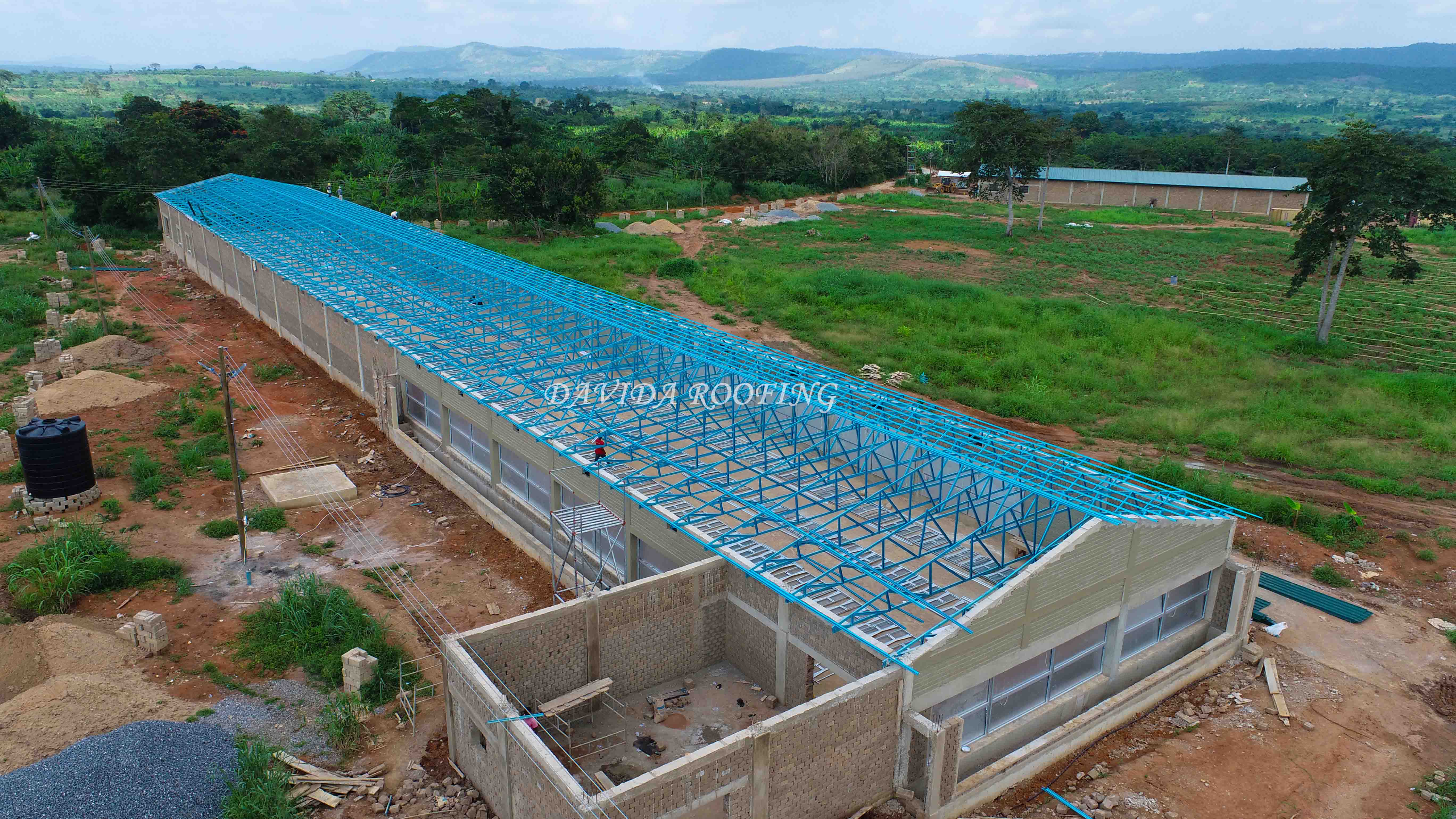 LIGHT METAL TRUSSES 